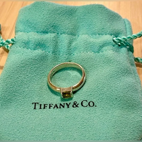 Tiffany & Co. Peridot Stacking Ring Size 5 - Picture 1 of 6